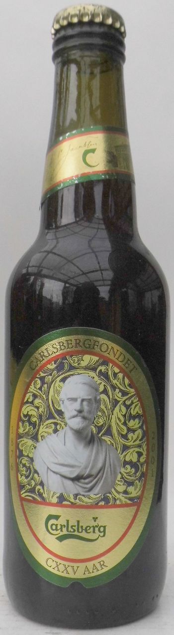 Carlsberg Beer 4,6% 1999.jpg (14952 bytes)