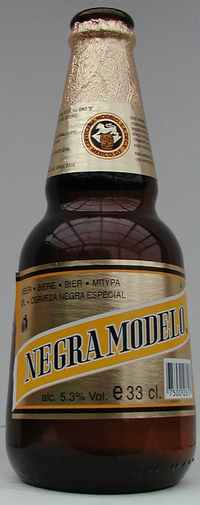 Modelo Negra Modelo
